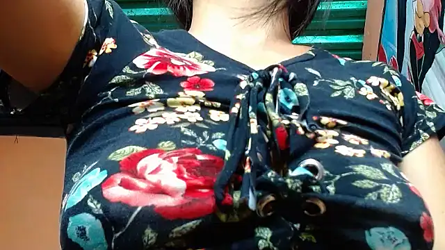 Snapshot of chandra_haraa chatting on October 31, 2025, 12:29 am chandra haraa online show from October 31, 2025, 12:29 am