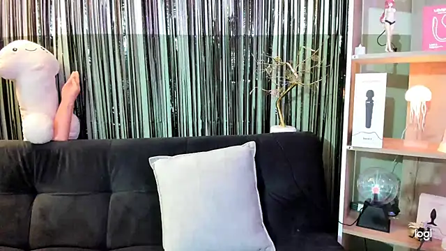Snapshot of lilly_sweett chatting on March 14, 2026, 11:55 pm lilly sweett online show from March 14, 2026, 11:55 pm
