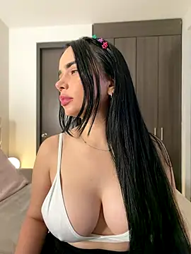 GeorginaJones online show from October 2, 2025, 11:52 pm