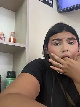 Lia sexx online show from March 6, 2026, 6:36 pm