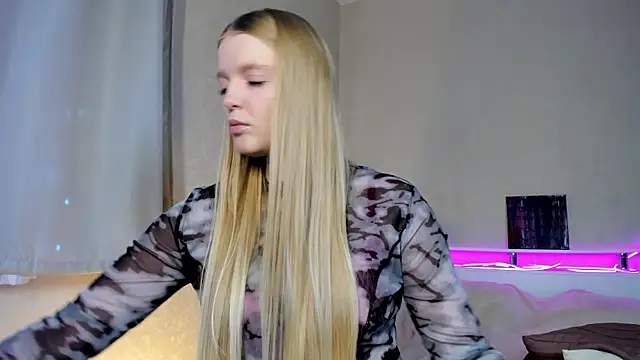 Snapshot of Ssweet_annie chatting on October 22, 2025, 4:06 pm Ssweet annie online show from October 22, 2025, 4:06 pm