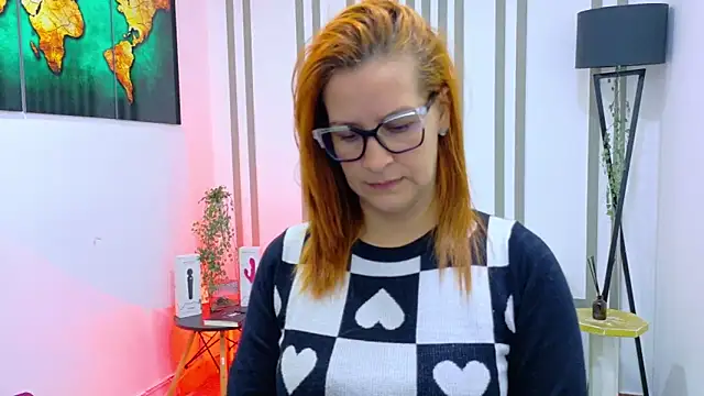 Snapshot of Britney_taylor_ chatting on October 24, 2025, 12:09 am Britney taylor online show from October 24, 2025, 12:09 am