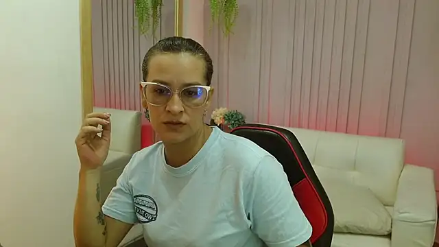 Snapshot of Britney_taylor_ chatting on March 6, 2025, 7:21 pm Britney taylor online show from March 6, 2025, 7:21 pm