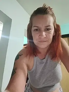 Snapshot of Britney_taylor_ chatting on June 25, 2026, 7:19 pm Britney taylor online show from June 25, 2026, 7:19 pm