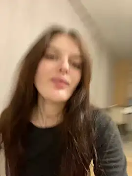 Snapshot of little_belucci chatting on March 17, 2025, 7:04 pm little belucci online show from March 17, 2025, 7:04 pm