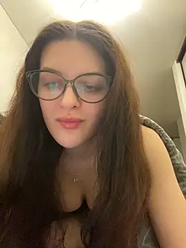 Snapshot of little_belucci chatting on February 18, 2025, 6:26 pm little belucci online show from February 18, 2025, 6:26 pm