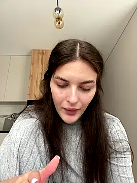 Snapshot of little_belucci chatting on October 3, 2025, 11:45 am little belucci online show from October 3, 2025, 11:45 am