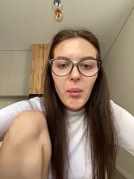 Snapshot of little_belucci chatting on October 13, 2025, 1:02 pm little belucci online show from October 13, 2025, 1:02 pm