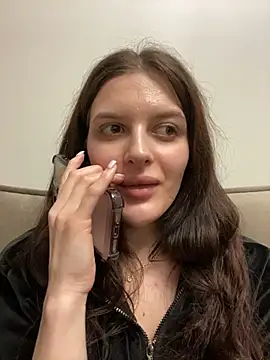 Snapshot of little_belucci chatting on March 6, 2025, 5:22 pm little belucci online show from March 6, 2025, 5:22 pm