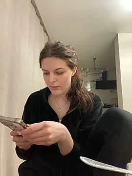 Snapshot of little_belucci chatting on March 11, 2025, 6:08 pm little belucci online show from March 11, 2025, 6:08 pm