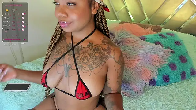 tarawilsonn online show from February 7, 2025, 12:31 am