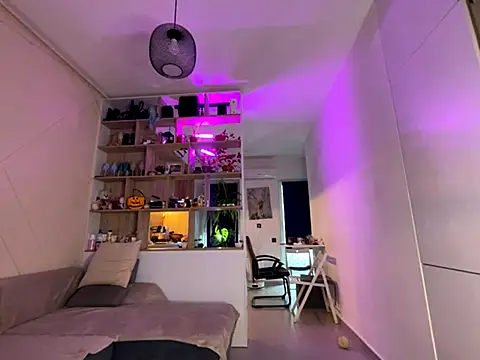 Snapshot of _alleyesonme_ chatting on November 6, 2025, 12:42 pm alleyesonme online show from November 6, 2025, 12:42 pm