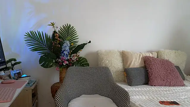  alleyesonme  online show from March 24, 2026, 1:44 pm