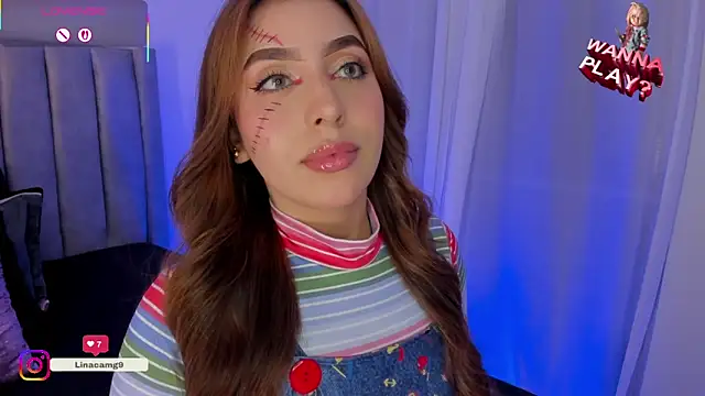 Snapshot of MaddyyLennon chatting on October 19, 2025, 1:30 am MaddyyLennon online show from October 19, 2025, 1:30 am