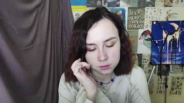 VeryVeryVeryShy  online show from February 23, 2025, 12:59 pm