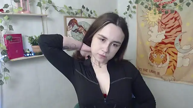 VeryVeryVeryShy  online show from April 4, 2026, 5:36 am