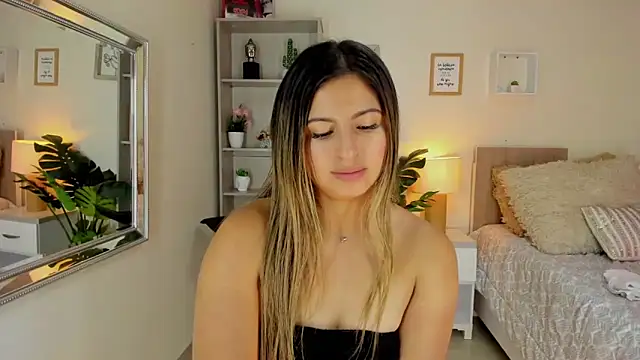 little antonela online show from January 31, 2025, 7:40 pm
