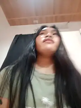 Snapshot of Ur_Fantastic_Lina chatting on February 16, 2026, 3:21 pm Ur Fantastic Lina online show from February 16, 2026, 3:21 pm