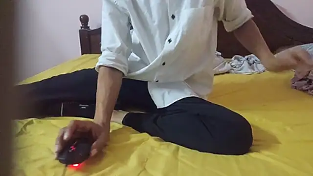 RikzAdam online show from May 17, 2026, 8:42 pm