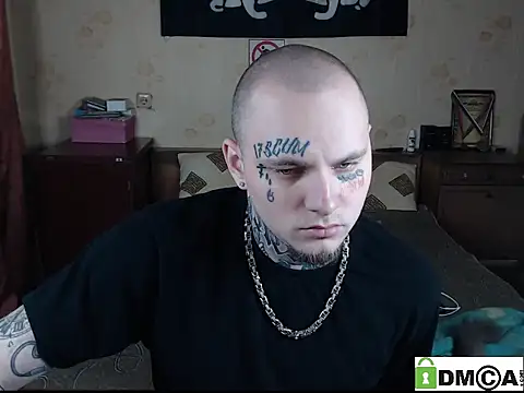 Keny Collins online show from December 2, 2025, 8:10 pm