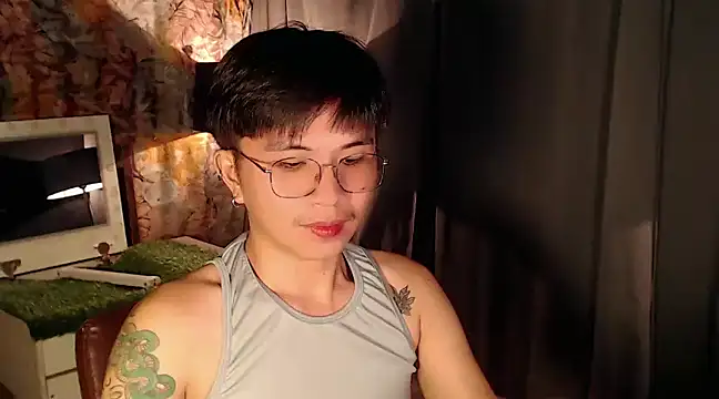 Snapshot of Sexy_Handsome_Drex chatting on February 15, 2025, 10:55 am Sexy Handsome Drex online show from February 15, 2025, 10:55 am