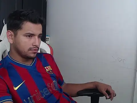 Snapshot of kylian_07 chatting on February 25, 2026, 5:24 pm kylian 07 online show from February 25, 2026, 5:24 pm