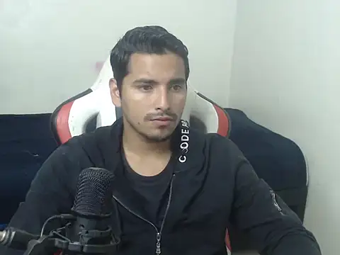 kylian 07 online show from June 17, 2026, 2:22 am
