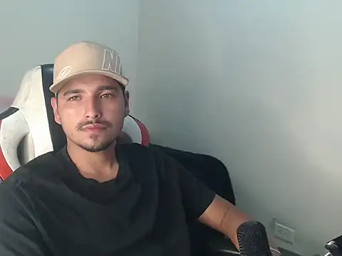 Snapshot of kylian_07 chatting on July 28, 2026, 2:41 am kylian 07 online show from July 28, 2026, 2:41 am