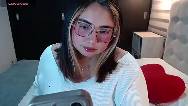 yini angel online show from July 13, 2026, 2:44 am