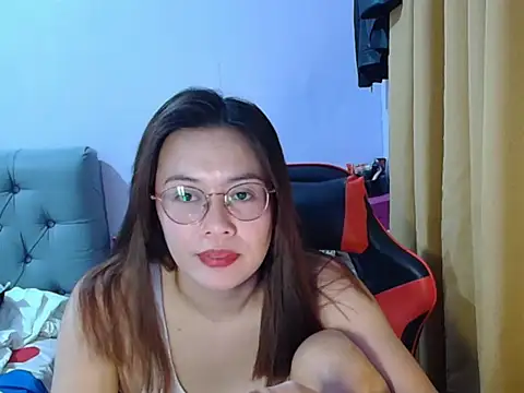 Snapshot of crizzybel chatting on June 24, 2026, 5:17 am crizzybel online show from June 24, 2026, 5:17 am