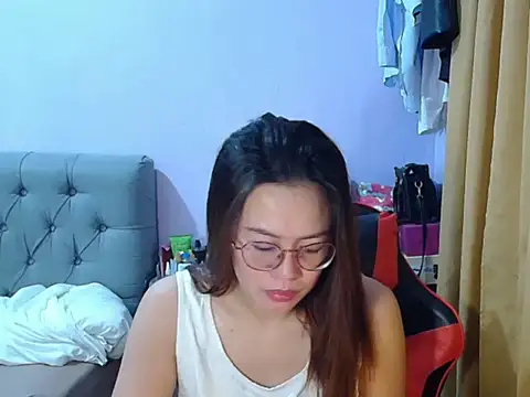 Snapshot of crizzybel chatting on July 2, 2026, 6:41 am crizzybel online show from July 2, 2026, 6:41 am