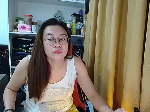 crizzybel online show from March 21, 2026, 2:10 pm