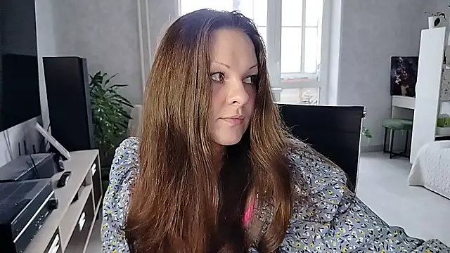 Marla Singerrr online show from October 31, 2025, 6:43 am