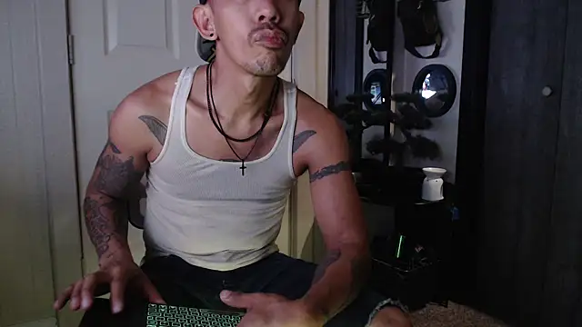 Snapshot of inc25cb@xh chatting on January 26, 2025, 7:32 am inc25cbxh online show from January 26, 2025, 7:32 am