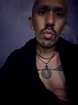 Snapshot of inc25cb@xh chatting on January 21, 2025, 4:05 pm inc25cbxh online show from January 21, 2025, 4:05 pm