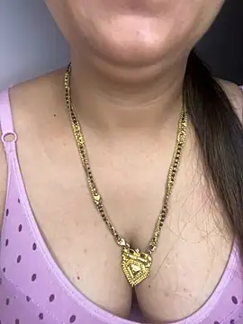 Zoya Varma004 online show from July 9, 2026, 11:20 am