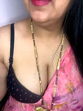 Zoya Varma004 online show from December 1, 2025, 12:06 pm