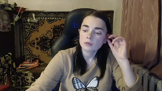 AlisaLaDiva online show from December 10, 2024, 8:38 pm