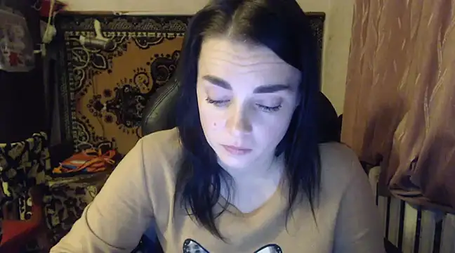 AlisaLaDiva online show from December 4, 2024, 9:40 pm