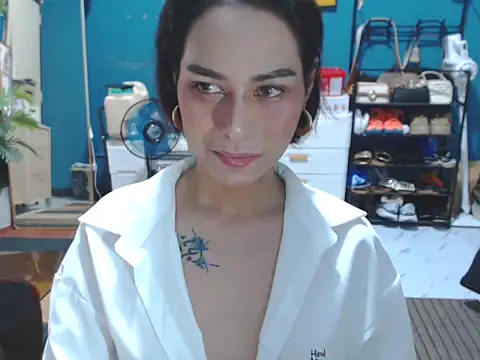 BonaBarrameda online show from July 13, 2026, 2:27 pm