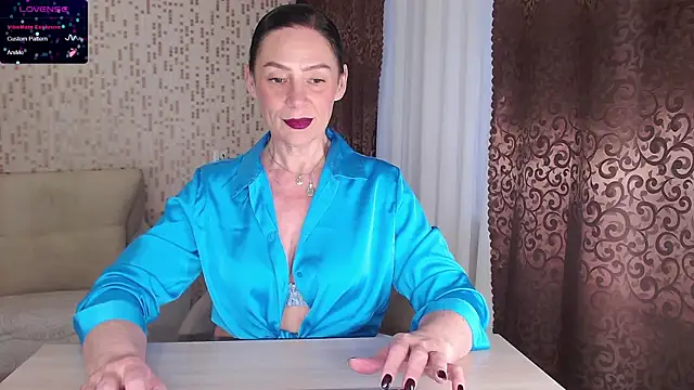 BelovedLady online show from December 4, 2025, 6:01 am