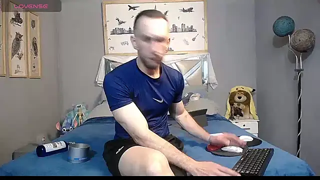 Danny hot fun online show from October 23, 2025, 4:00 am