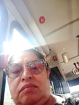 Keyla01  online show from February 27, 2026, 8:41 pm