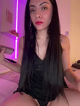 martiiaciar online show from December 15, 2025, 1:22 am