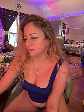 Snapshot of sage_love chatting on February 4, 2026, 8:48 pm sage love online show from February 4, 2026, 8:48 pm