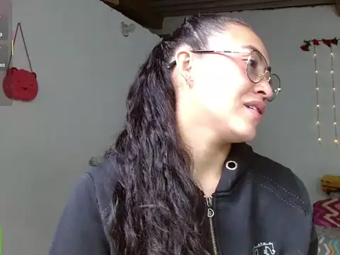 Olivia Bright online show from February 20, 2026, 2:19 pm