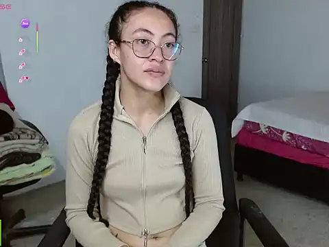 Olivia Bright online show from May 23, 2026, 8:08 pm