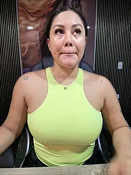 ValeryGrey online show from April 22, 2026, 7:09 pm