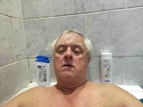 bigbadjon69 online show from May 18, 2026, 9:47 am