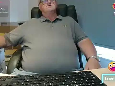 bigbadjon69 online show from June 1, 2026, 3:33 pm